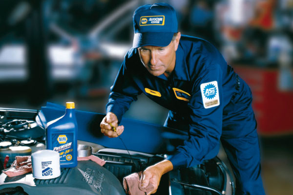 automotive-technician-san-diego-auto-repair-care